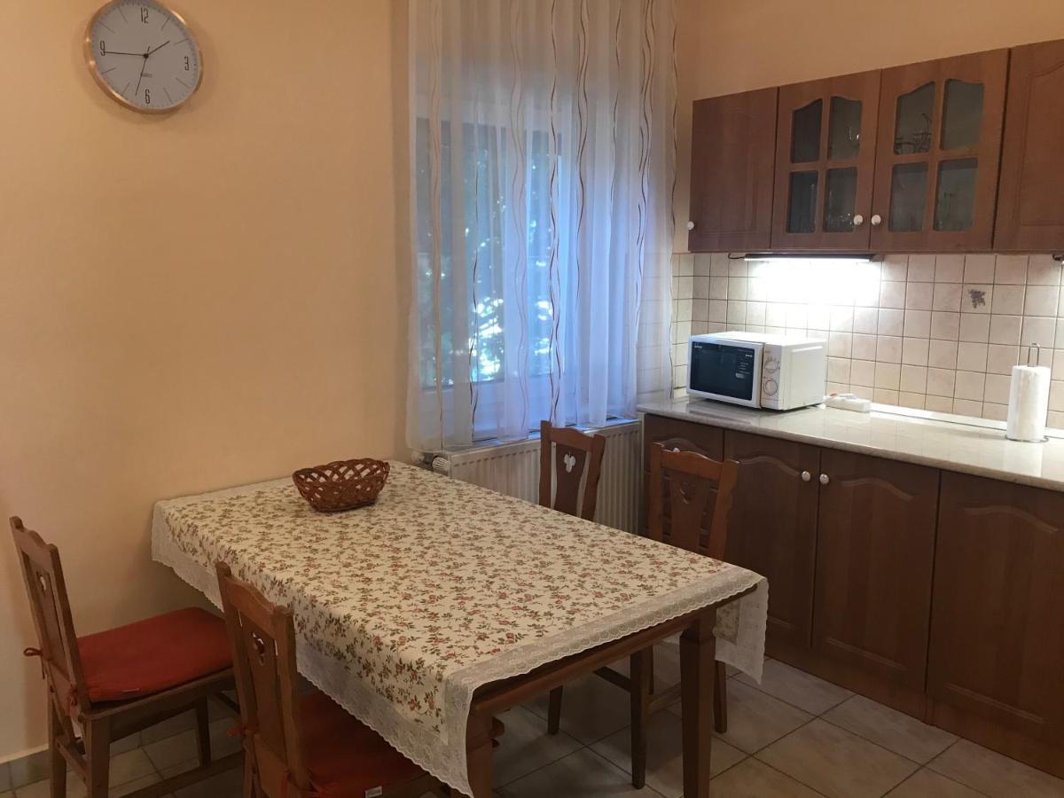 Jokai Apartmanhaz Hévíz المظهر الخارجي الصورة