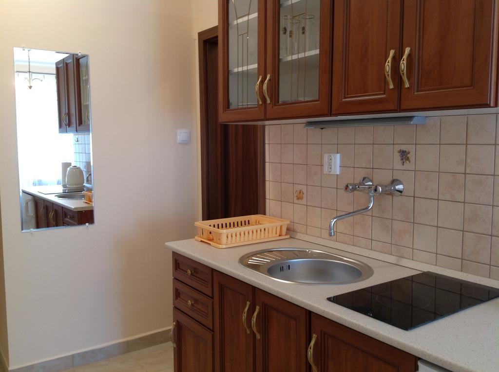 Jokai Apartmanhaz Hévíz المظهر الخارجي الصورة