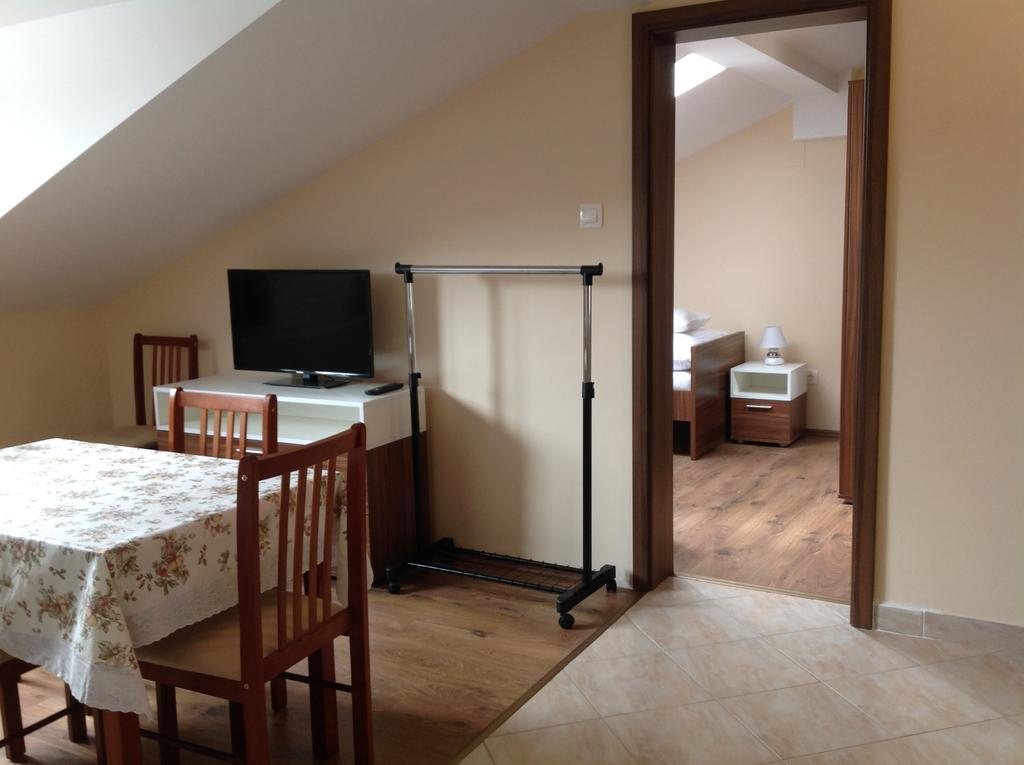 Jokai Apartmanhaz Hévíz المظهر الخارجي الصورة